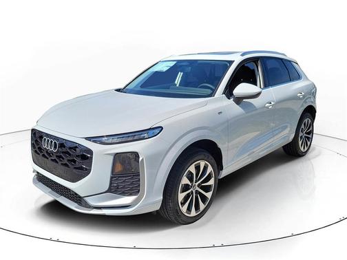 2026 Audi Q3 S line