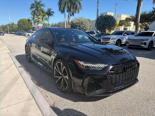 2021 Audi RS 7 4.0T