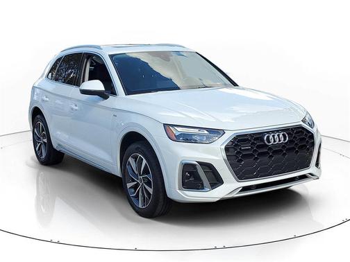2023 Audi Q5 45 S line Premium Plus