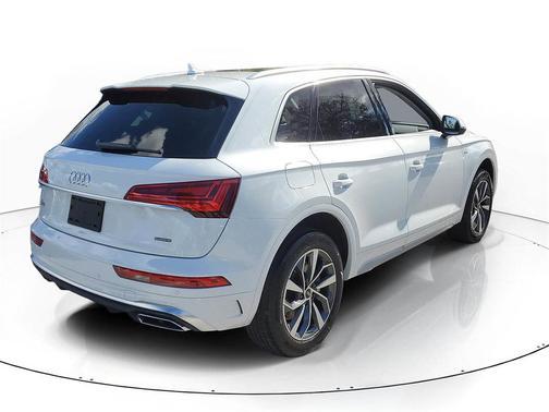 2023 Audi Q5 45 S line Premium Plus