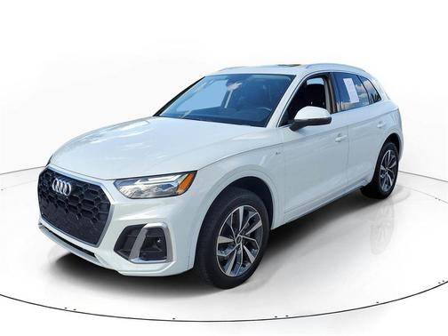 2023 Audi Q5 45 S line Premium Plus