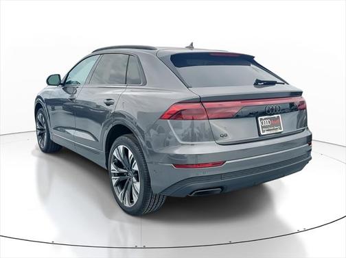 2025 Audi Q8 55 Premium Plus