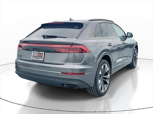 2025 Audi Q8 55 Premium Plus