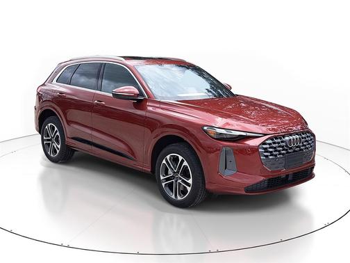 2025 Audi Q5 Premium