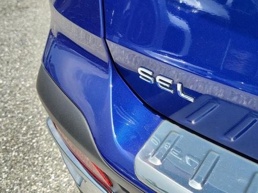 Dusk Blue Metallic 2024 Volkswagen Taos 1.5T SEL