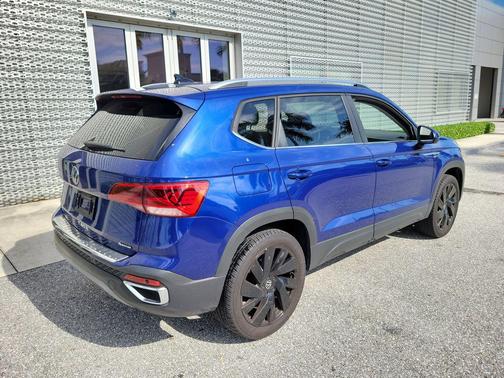 Blue Metallic 2024 Volkswagen Taos 1.5T SEL