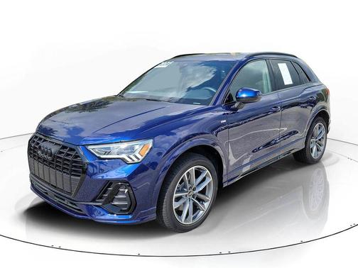 2025 Audi Q3 Premium 45 TFSI S line quattro Tiptronic