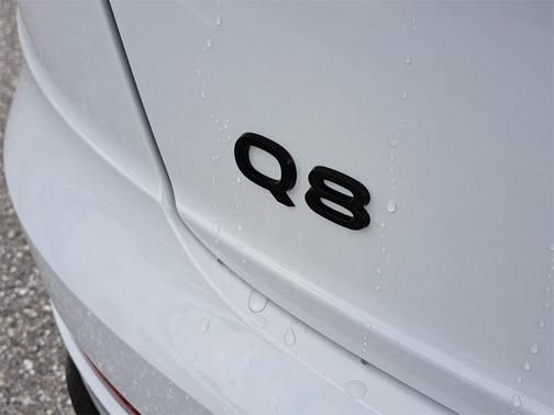 2026 Audi Q8 55 Premium Plus