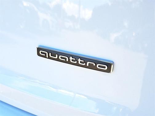 2026 Audi Q7 55 Premium Plus