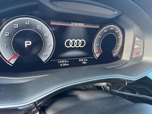 2024 Audi Q8 55 Premium Plus