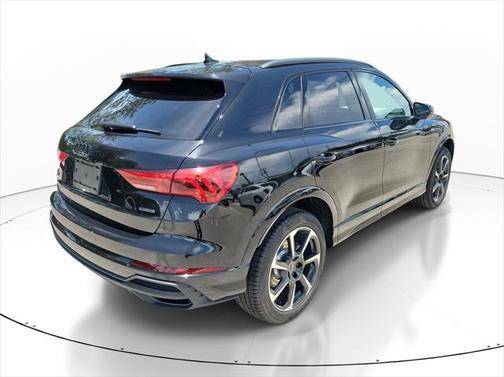 2025 Audi Q3 45 S line Premium Plus