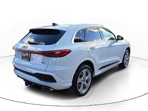 2025 Audi Q5 Premium Plus TFSI quattro S tronic