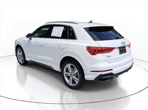 2020 Audi Q3 45 S line Premium
