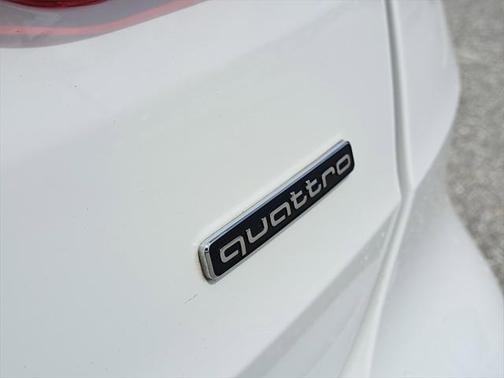 2020 Audi Q3 45 S line Premium