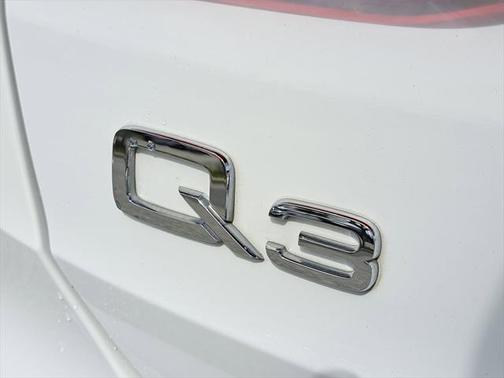 2020 Audi Q3 45 S line Premium