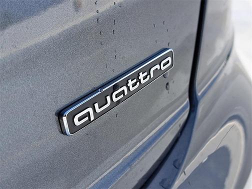 2026 Audi Q8 55 Premium Plus