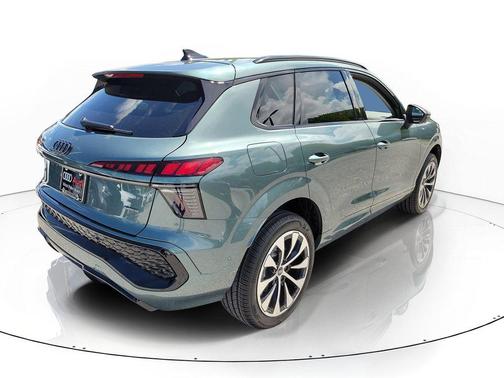 Sage Green Metallic 2026 Audi Q3 TFSI quattro S tronic