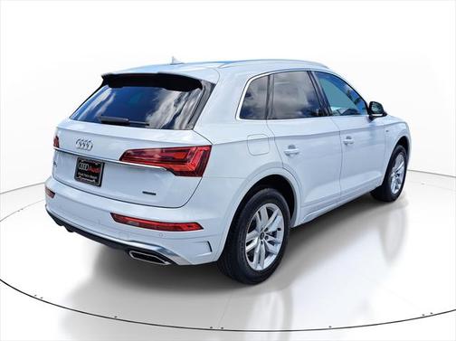 2022 Audi Q5 45 S line Premium