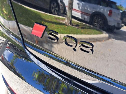 2026 Audi SQ8 4.0T Prestige