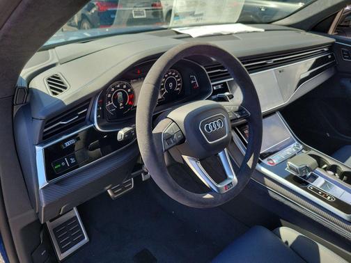 Ascari Blue Metallic 2026 Audi RS Q8 4.0T