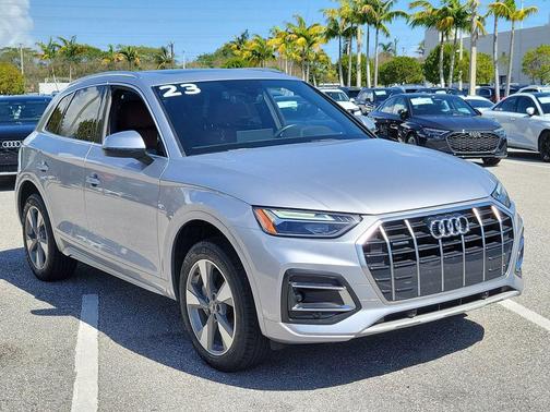 2023 Audi Q5 40 Premium