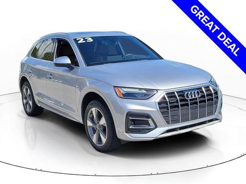 2023 Audi Q5 40 Premium