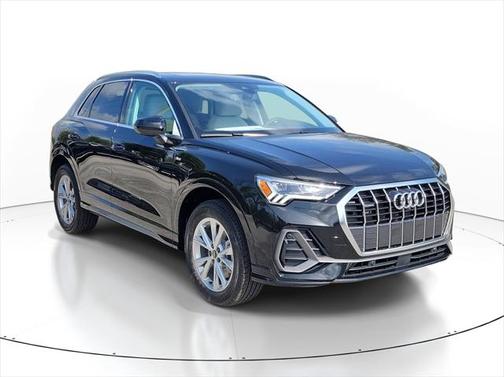 2025 Audi Q3 45 S line Premium Plus