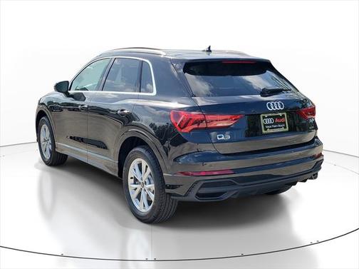 2025 Audi Q3 45 S line Premium Plus