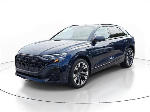 2025 Audi Q8 55 Premium Plus