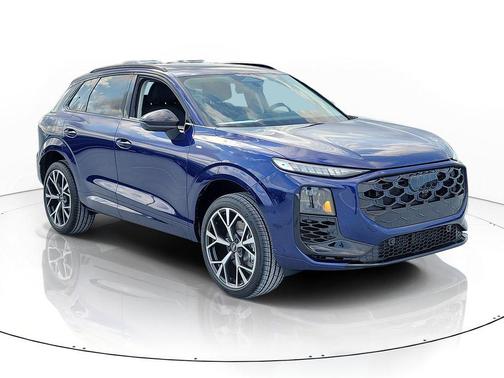 Navarra Blue Metallic 2026 Audi Q3 TFSI quattro S tronic