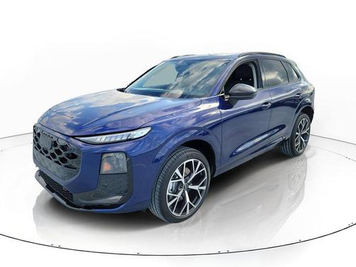 Navarra Blue Metallic 2026 Audi Q3 TFSI quattro S tronic