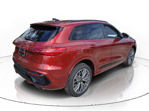 Grenadine Red Metallic 2026 Audi Q5 Premium Plus TFSI quattro S tronic