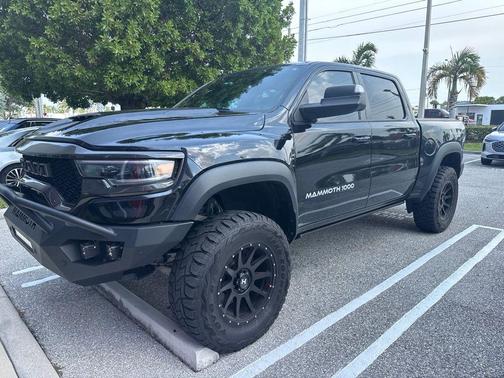 Diamond Black Crystal Pearlcoat 2023 RAM 1500 TRX