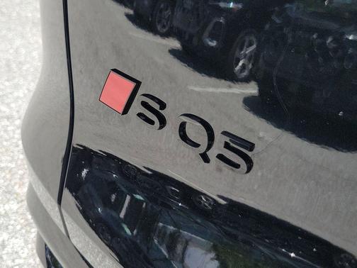 Mythos Black Metallic 2026 Audi SQ5 3.0T Premium Plus