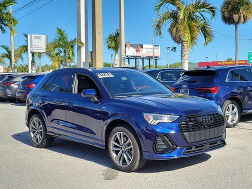 Navarra Blue Metallic 2025 Audi Q3 Premium 45 TFSI S line quattro Tiptronic
