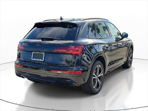 2025 Audi Q5 45 S line Premium Plus
