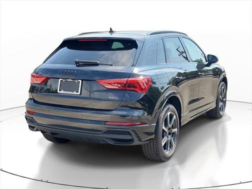 2025 Audi Q3 45 S line Premium Plus
