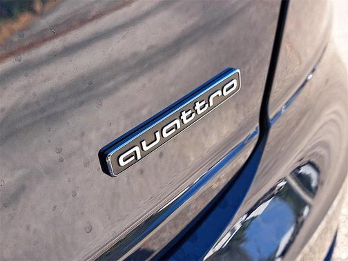 2026 Audi Q8 55 Premium Plus