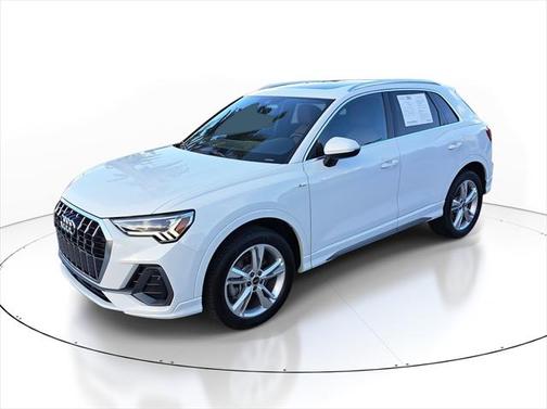 2024 Audi Q3 45 S line Premium Plus