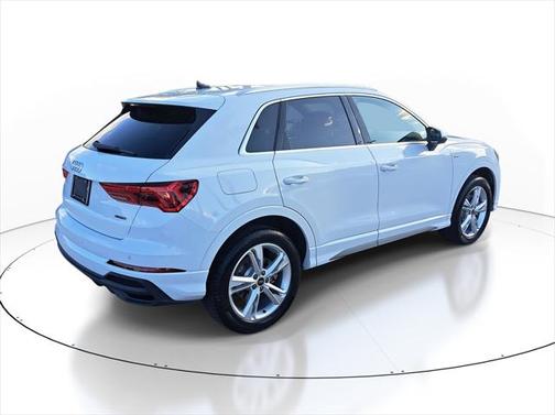 2024 Audi Q3 45 S line Premium Plus
