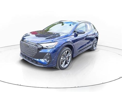 2024 Audi Q4 e-tron Premium Plus 50 quattro