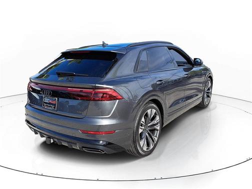 2026 Audi Q8 55 Premium Plus