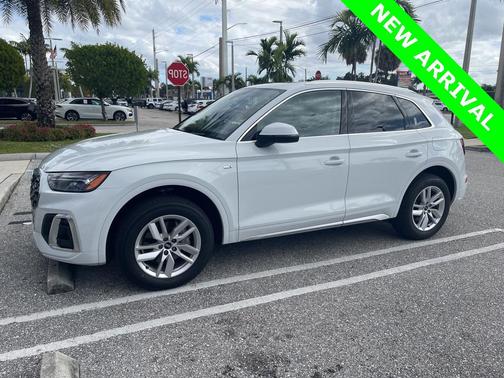 2022 Audi Q5 45 S line Premium