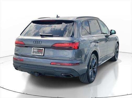2025 Audi Q7 55 Prestige