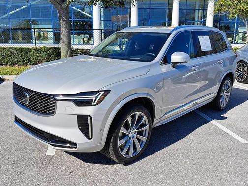 2025 Volvo XC90 B5 Ultra 7-Seater