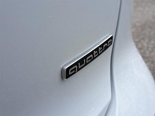 2024 Audi Q4 e-tron Premium Plus 55 quattro