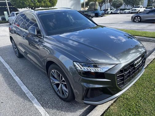 2023 Audi Q8 55 Prestige