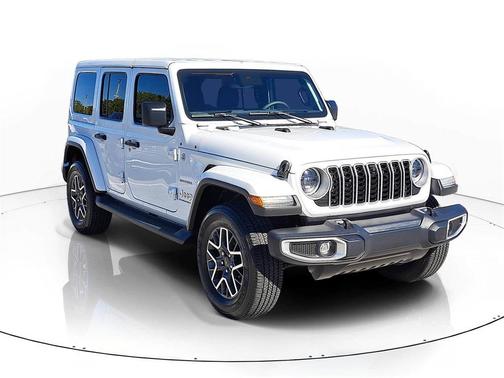 2024 Jeep Wrangler 4-Door Sahara 4x4