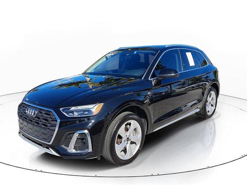 2022 Audi Q5 45 S line Premium Plus