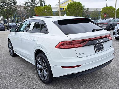 2023 Audi Q8 55 Premium